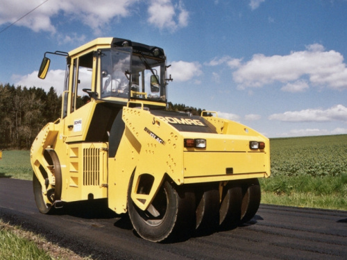 Аренда комбинированного катка BOMAG BW 151 AC