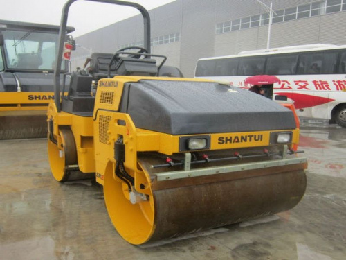 Аренда гладковальцового катка SHANTUI SR04D-5